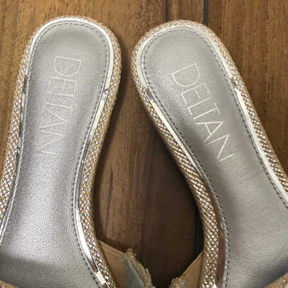 💠New Deltan Flora Metallic Raffia Sandal (5.5) - Picture 3 of 8